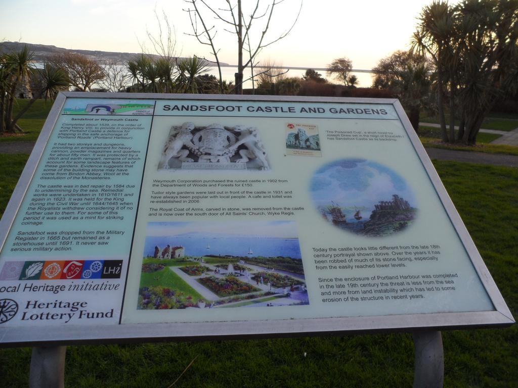 Galway Guest House Weymouth Esterno foto